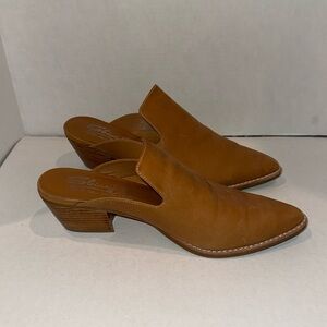 Camel colored mules